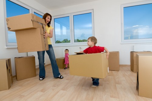 Packing and transport support for homes and businesses in Osterley